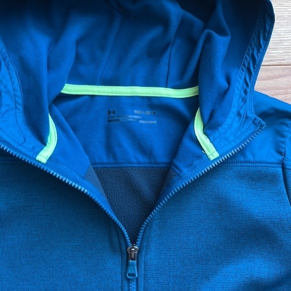 Under Armour Cold Gear fleece lined hooded jacket Youth Medium - Picture 12 of 13